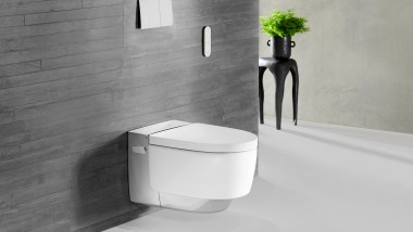 Geberit AquaClean Mera Comfort i krom med Sigma