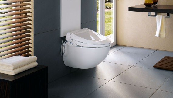 Geberit AquaClean 4000 med designdeksel