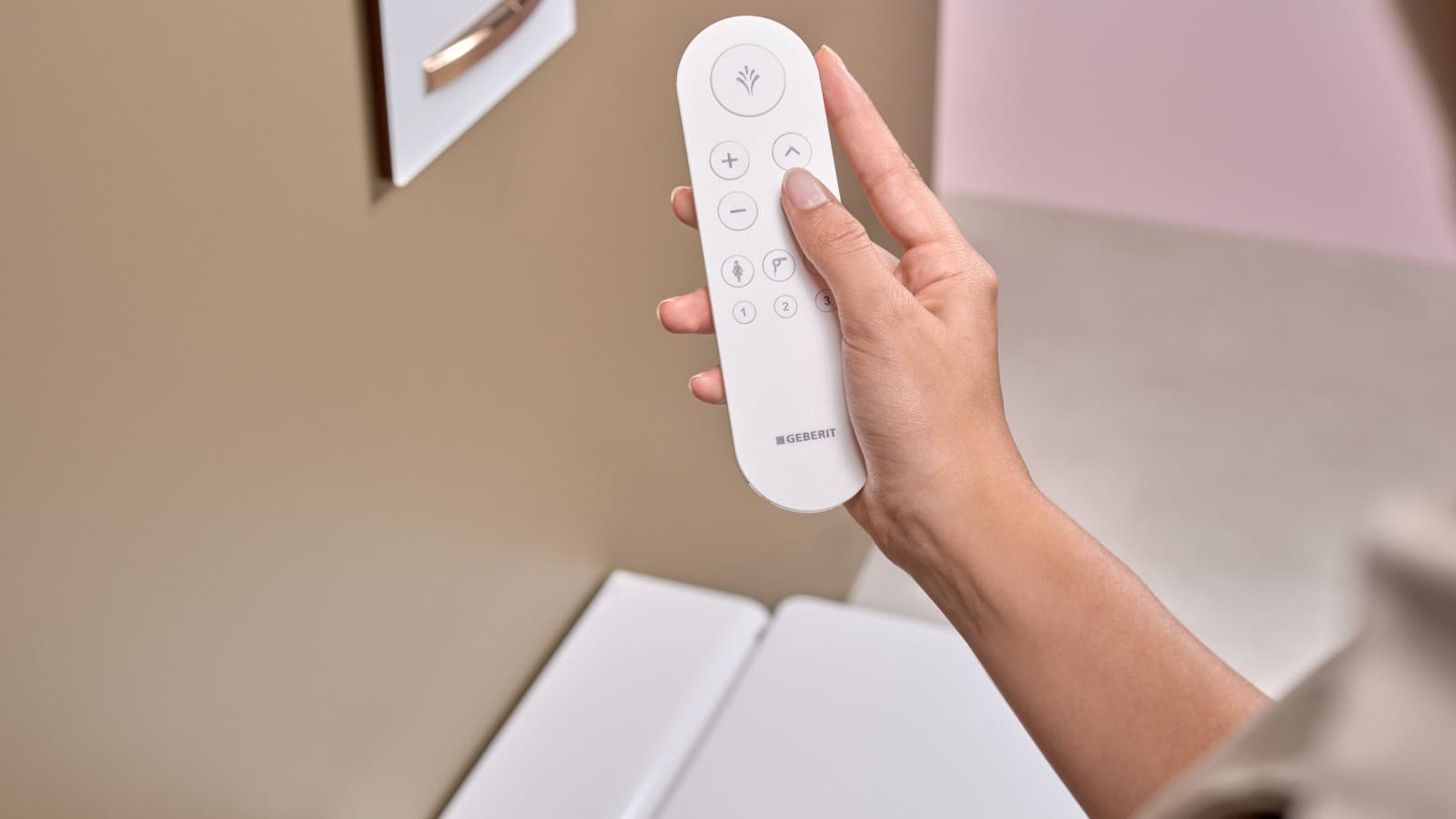 Geberit AquaClean Mera med fjernkontroll Geberit AquaClean Mera med fjernkontroll