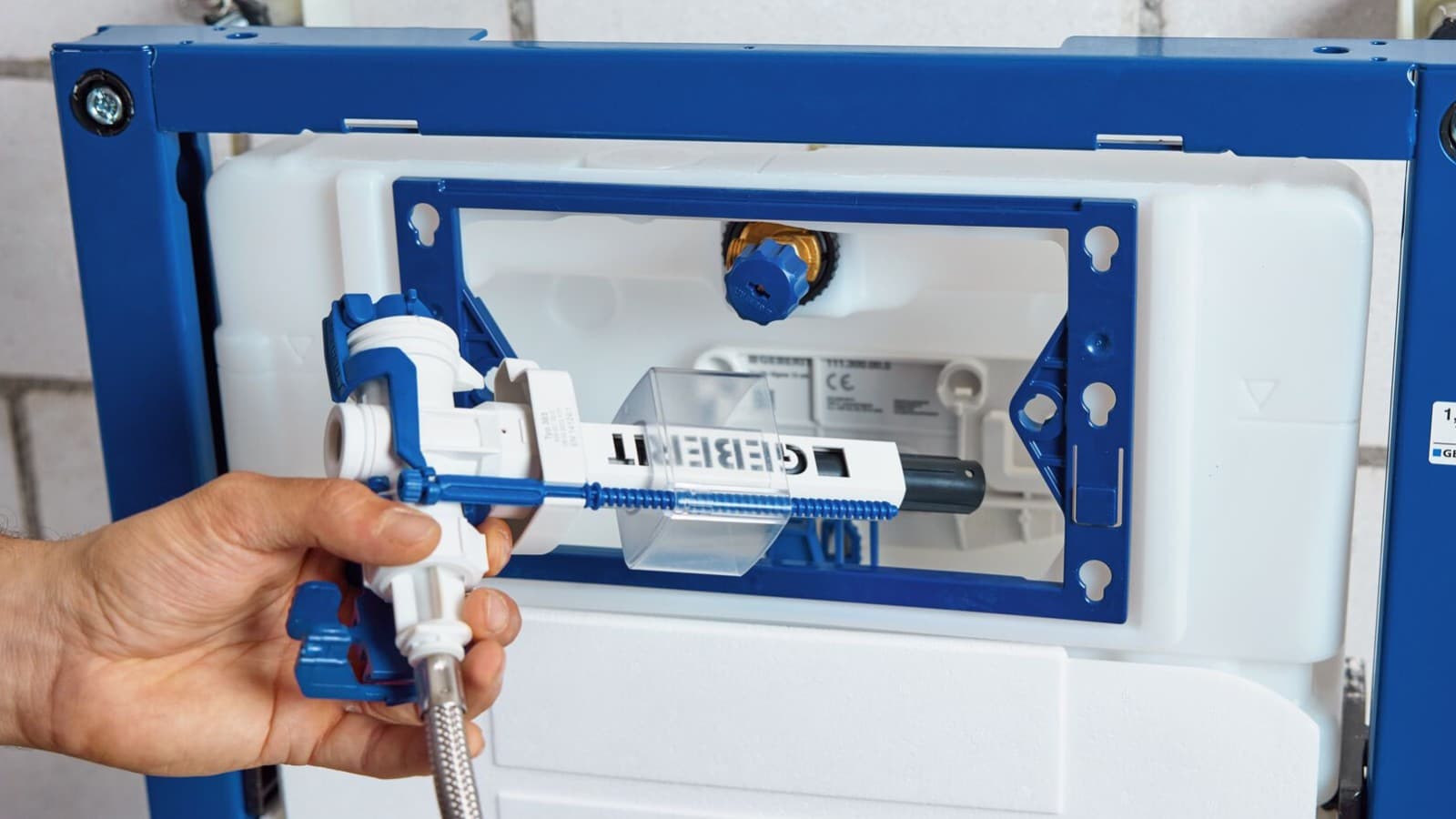 Geberit DuoFix og Geberit Type 383 vanninntaksventil for sisterner Geberit DuoFix og Geberit Type 383 vanninntaksventil for sisterner